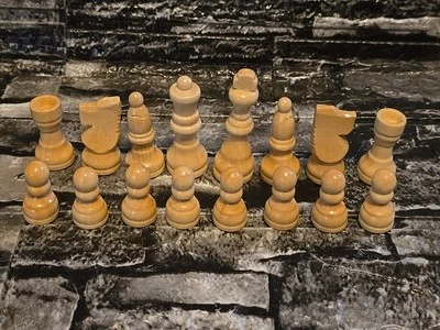 Juego de piezas de ajedrez de repuesto de madera blancas 16 piezas fondo de fieltro 1,25"-3 3/8" de alto Foto 1 de 4