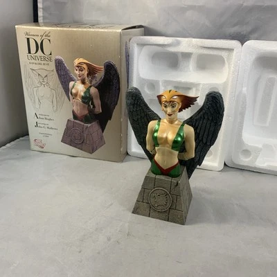 HAWKGIRL Women of the DC Universe Bust DC Direct 2006 Limited Edition Figurine - Image 1 of 4