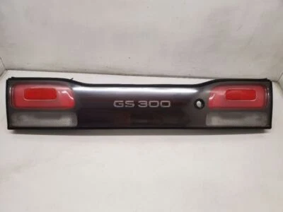 Lexus GS300 IQ, Panel Acabado Trasero Incluye Conjunto Lámpara de Respaldo, 93-95, 81580-30050 Foto 1 de 4