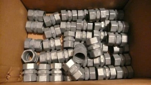 NEW LOT OF 40 ELECTROLINE L24 3/4" DIE CAST ZINC COMPRESSION COUPLINGS, 40 PCS - Picture 1 of 5