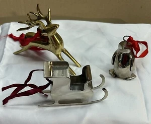 De colección 3 Adornos de Navidad Trineo de Papá Noel 8 Puntos Buck Ciervo Pingüino Cromo - Imagen 1 de 14