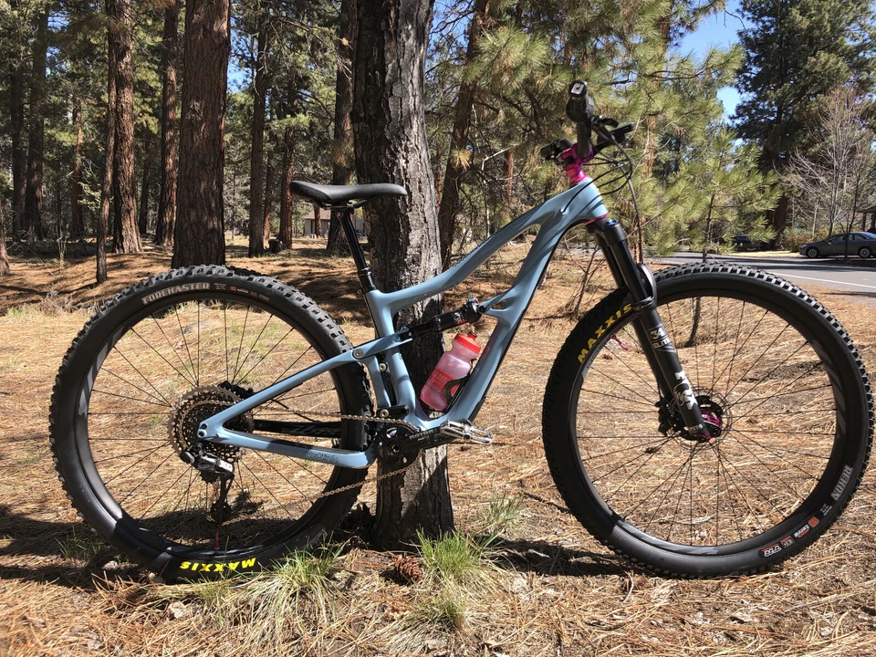 Bicicleta de montaña Ibis Ripley v4 Perf Blue (S) 2020 Trail Foto 1 de 4