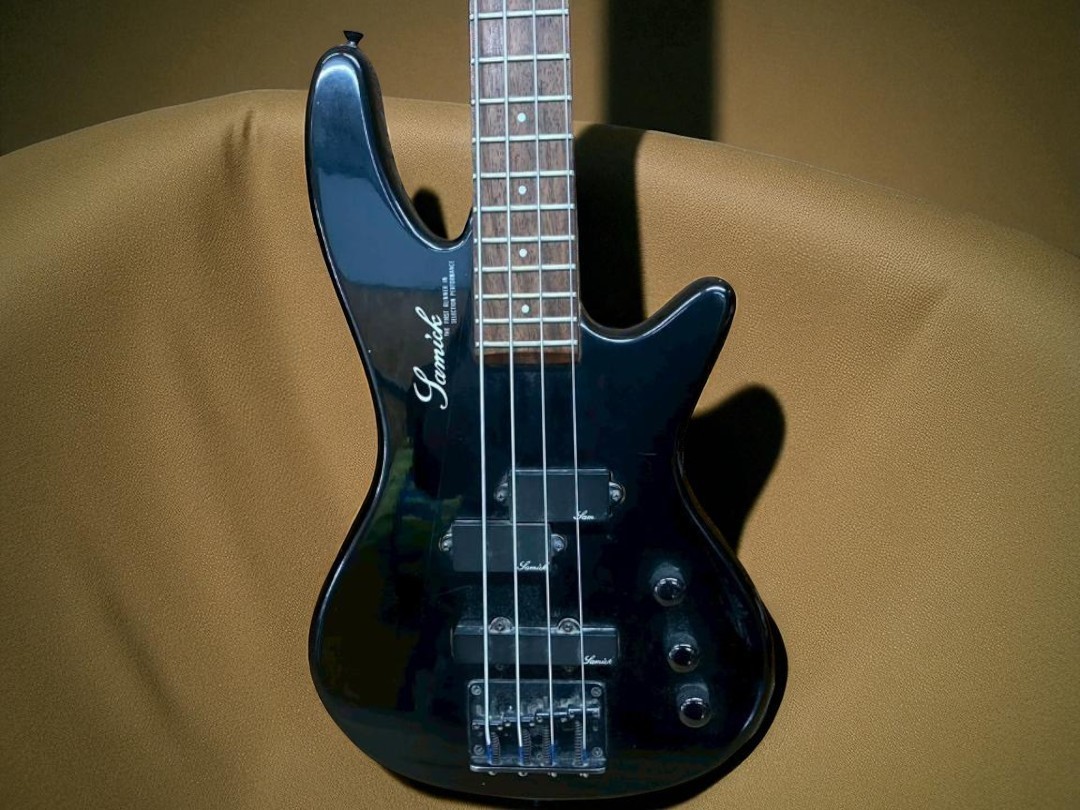 最終値下げ】Samick B628 PJ W/H ミニベース 最終値下げ】Samick