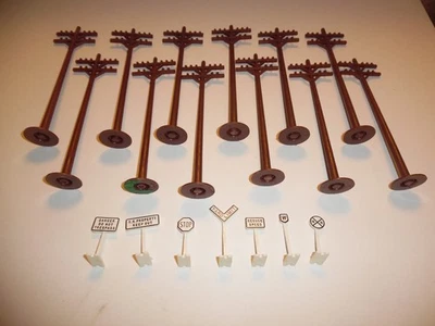 Lionel 12 postes telefónicos y 7 letreros, modelos de trenes a escala O O27, muy buenos Foto 1 de 4