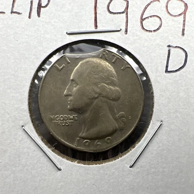 1969 D 25c Washington Clad Quarter Coin Clipped Planchet Error VF Circ - Image 1 of 4