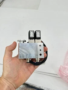 Electroválvula Burkert 6011 A 1/16 FKM BR 24V nueva - Imagen 1 de 14