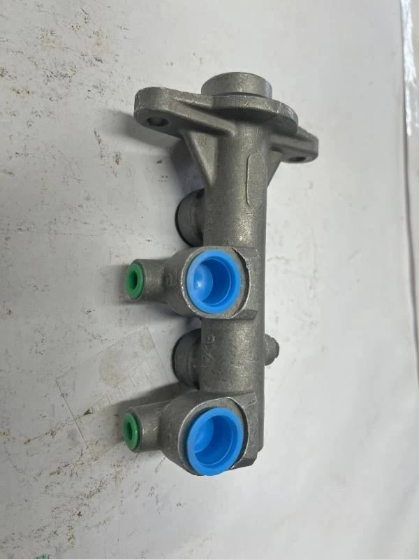 Cilindro mestre de freio para Chevrolet Spectrum 85-88 Isuzu I-Mark 85-89 M39547 - Imagem 1 de 3