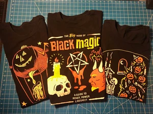 LOT of 3 T Shirts Unbranded Graphic Halloween Horror Size SZ Approx Sm-Med Unisx - Picture 1 of 10