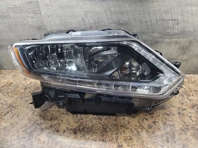 FARO HALÓGENO LATERAL DERECHO NISSAN ROGUE 2014 2015 2016 Foto 1 de 4