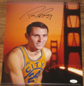 Foto autógrafa firmada por Rick Barry 11x14 certificada por la JSA Golden State Warriors - Imagen 1 de 4