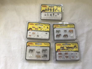 WOODLAND SCENICS N GAUGE JOB LOT OF 5x PACKS OF VARIOUS FARM FIGURES & ANIMALS - Picture 1 of 7