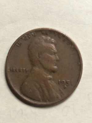 1951 d wheat penny With Error, The L In Liberty Is To Close to The Rim  - Image 1 of 4