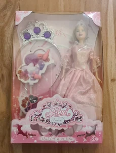 Vintage 90s QIUNNI Fashion doll princess doll set NOS Brand New - Picture 1 of 6