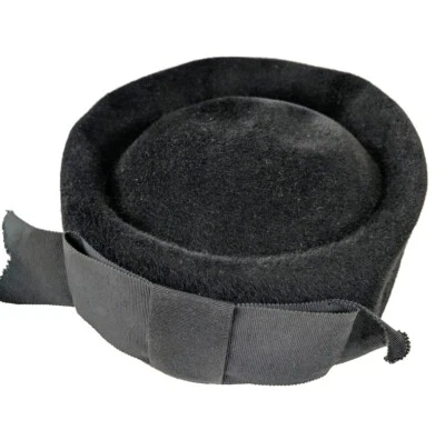 Sombrero de piel importado de terciopelo genuino vintage para damas arco negro EE. UU. talla M mediados de siglo Foto 1 de 4