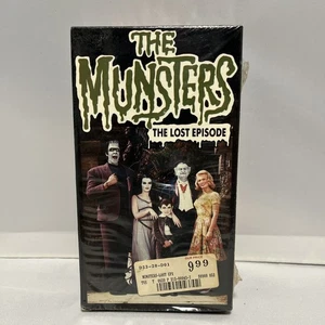 USED VHS- THE MUNSTERS- THE LOST COLOR EPISODE Pre-owned In Plastic - Picture 1 of 4