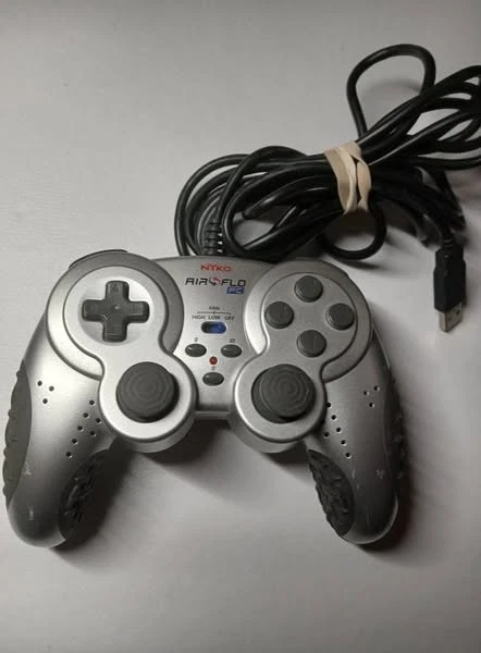 Controlador Gaming PC Nyko Air Flo Plateado Modelo 80650-H06 Foto 1 de 1