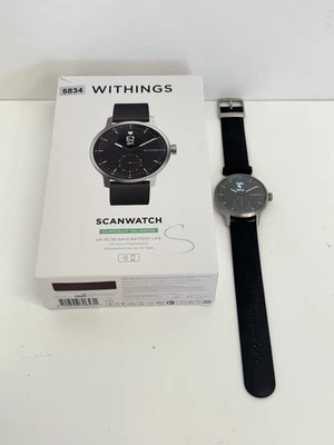 Withings ScanWatch 42mm Edelstahlgehäuse-Silber mit Silikonarmband #5834 - Bild 1 von 4