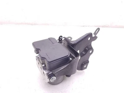 Привод и насос антиблокировочной тормозной детали в сборе подходят для 15–17 LEXUS NX200T - Изображение 1 из 4