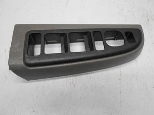 03-06 GMC Escalade Tahoe Suburban Yukon Avalanche Silverado Left Switch Bezel - Picture 1 of 11