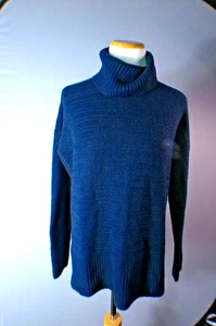Vince Camuto Soft Knit Navy Blue Cow Collar Size Med. Preppy Y2K - Picture 1 of 8