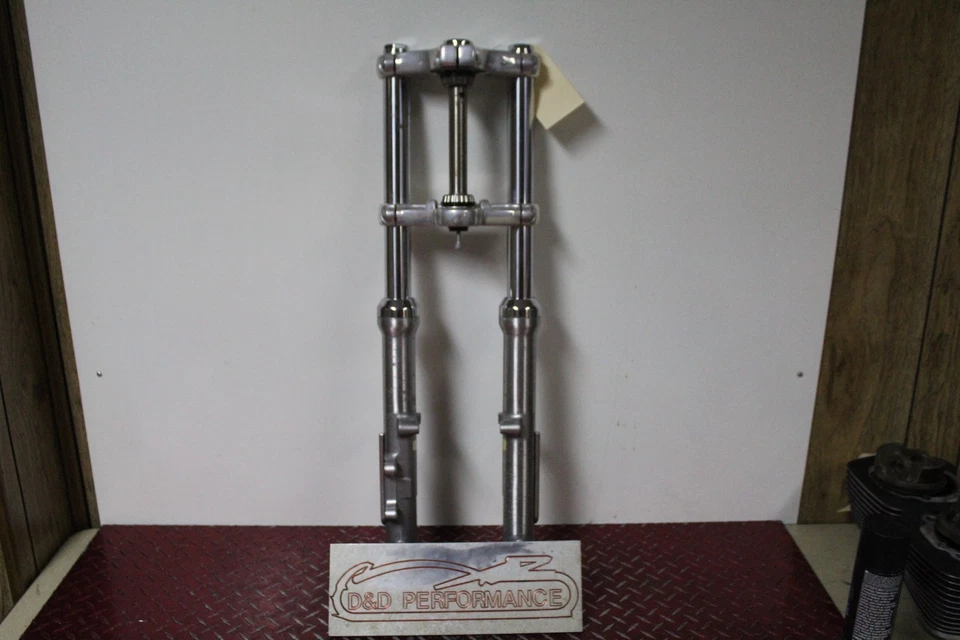 Harley Sportster XL 1200 2008 39 mm horquillas delanteras y triple abrazadera juego estrecho SPd&d Foto 1 de 4