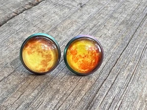 Damen Herren Glow in the Dark Mond Ohrstecker Schmuck - Bild 1 von 9