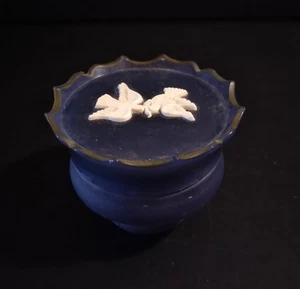 Vintage Frosted Glass Makeup Jar Twist Lid with Doves - Picture 1 of 6