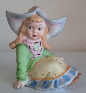Estatuilla/jarrón vintage de cerámica UCAGCO adorable niña hecho en Japón ocupado - Imagen 1 de 4