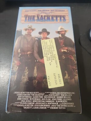 The Sacketts VHS Brand New Sealed Warner Home Video Stamped Foto 1 de 4
