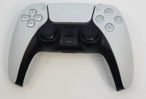 PS5 DualSense Wireless Controller (White) - Picture 1 of 4