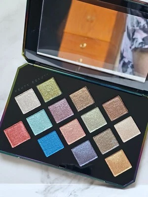 Paleta de sombras Fenty Beauty GALAXY - Imagem 1 de 4