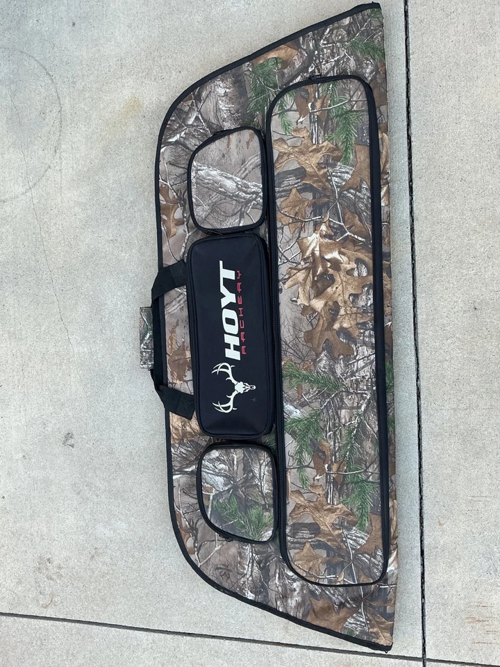 Estuche con arco suave Hoyt Pursuit usado excelente estado Foto 1 de 4