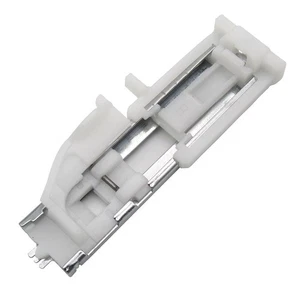 PIE DE ORIFICIO DE BOTÓN(R) AJUSTE DESLIZANTE PARA JANOME NEW HOME 3018,3023,3123,MC4018,MC4023  - Imagen 1 de 3