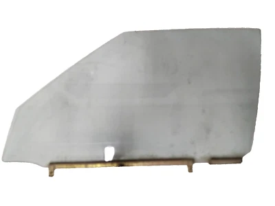 Cristal puerta delantera izquierda Toyota Tercel, 4 puertas: 1981, 1982 Foto 1 de 4