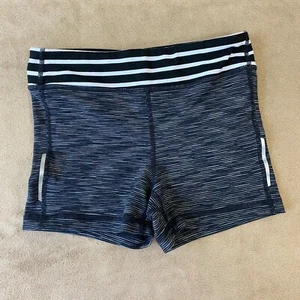Athleta Girls Gray Heather Elastic Waist Pull On Athletic Shorts Size Small - Picture 1 of 9