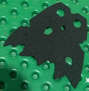 LEGO Minifigura Negra Capa Agujeros de Tela y Bordes Andrajosos Dementor 86038 - Imagen 1 de 1