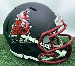 CUSTOM RIDDELL SPEED MINI FOOTBALL HELMET - TAMPA BAY BUCCANEERS - Picture 1 of 8
