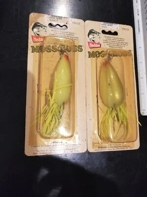 Lote de 2 NOS Heddon Moss Boss Cucharas de Lubina Señuelos de Pesca 3" Nuevos Foto 1 de 4