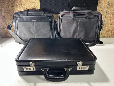 新秀丽双锁硬黑色行政公文包和2x Targus笔记本电脑包 — 第 1/4 张图片