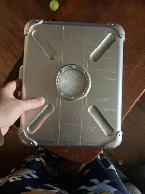 Marvel Cinematic Universe: Phase One Avengers Assembled Blu-ray suitcase - Image 1 of 4