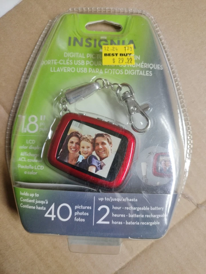 INSIGNIA NS-DKEYRD10 DIGITAL PICTURE KEY CHAIN WITH 1.8" LCD COLOR DISPLAY - Image 1 of 1