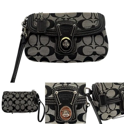 Coach Legacy Turnlock Black & Gray Signature Jacquard Wristlet Y2K - Image 1 of 4