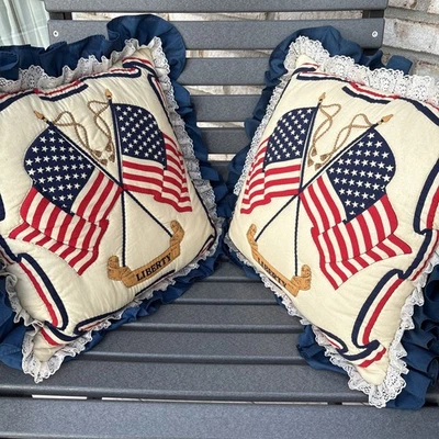 Винтажный Liberty подушки комплект из 2 США выстеганная около 18 x 18 красный белый синий - Изображение 1 из 4