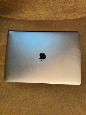 Apple MacBook Pro Retina A1707 15" Core i7 16GB SSD 256GB Gray 2017 **For Parts - Image 1 of 3