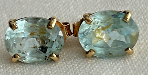 9ct gold Aquamarine stud earrings stamped 375 hallmarked
