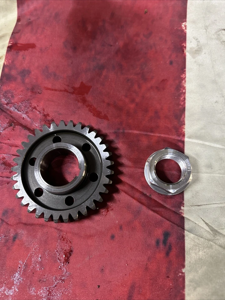 KTM 400 EXC 2001 cigüeñal primario engranaje. Foto 1 de 4