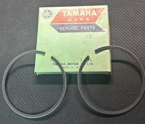 NOS YAMAHA Piston Ring Set STD 8G8-11601-00 2 Rings -ET Enticer Exel Ovation CS - Bild 1 von 1