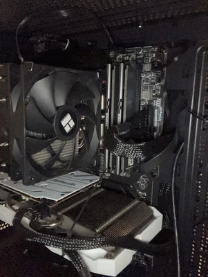 Custom Pc Build Radeon 6600x Graphics Card 32g Ram Amd 7 5700 With Kbm - Image 1 of 2