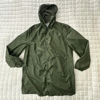 Chaqueta de lluvia vintage BLAUER NYLOLITE para hombre mediana verde con capucha retro equipo para exteriores Foto 1 de 4