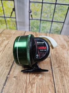 Johnson Sabra 130B Button Spincast Fishing Reel Vintage Made in USA - Picture 1 of 9